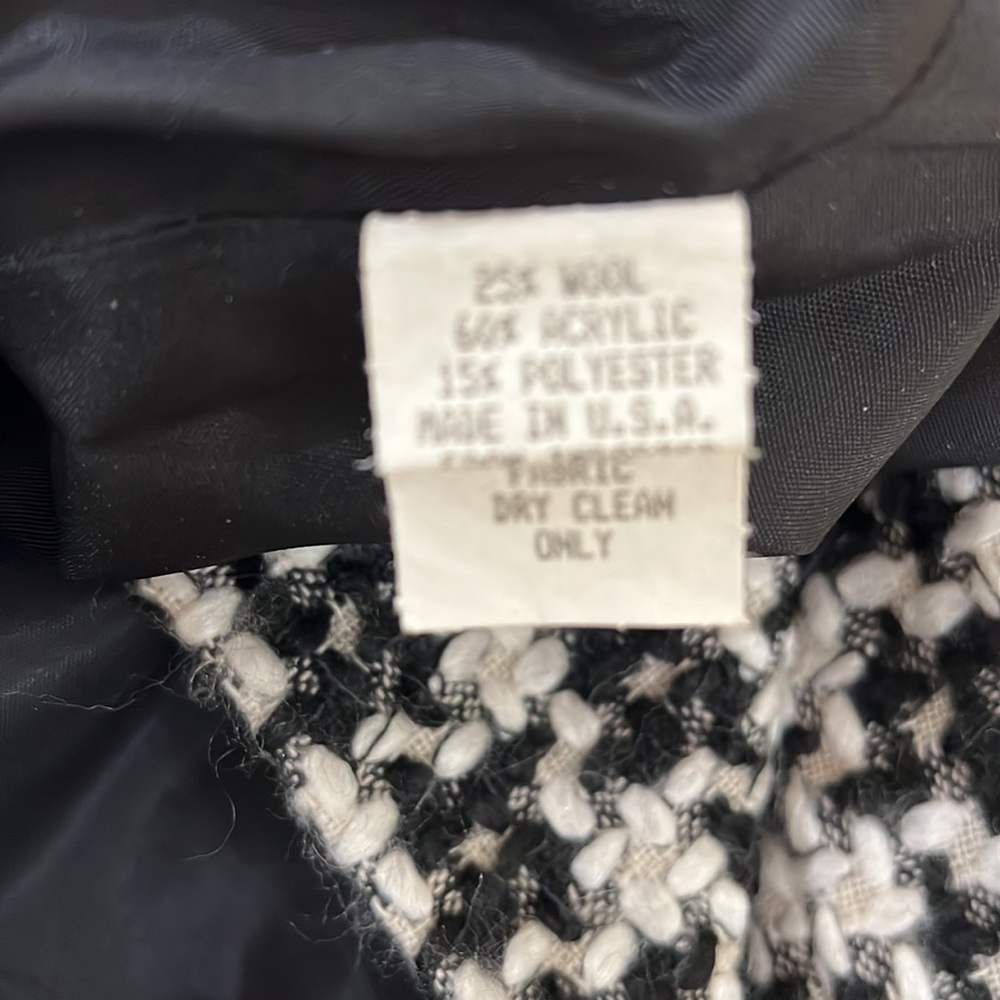 Houndstooth Like Pattern - image 4